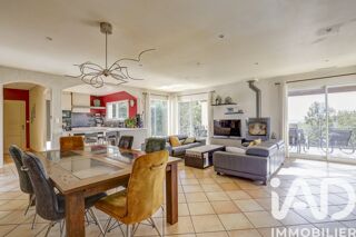  Maison  vendre 7 pices 185 m