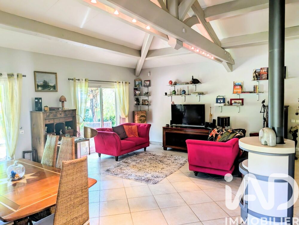 � vendre  Maison Cuers (83390)