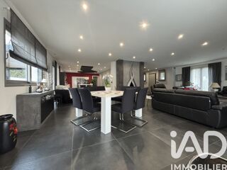  Maison � vendre 10 pi�ces 236 m�