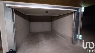  Parking / Garage  vendre 18 m
