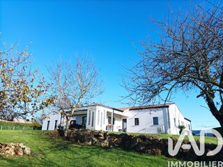  Villa � vendre 7 pi�ces 230 m�