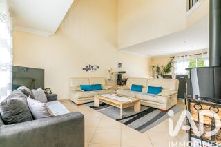  Maison � vendre 7 pi�ces 213 m�