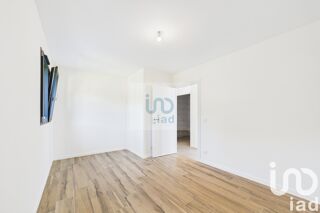  Appartement � vendre 3 pi�ces 77 m�