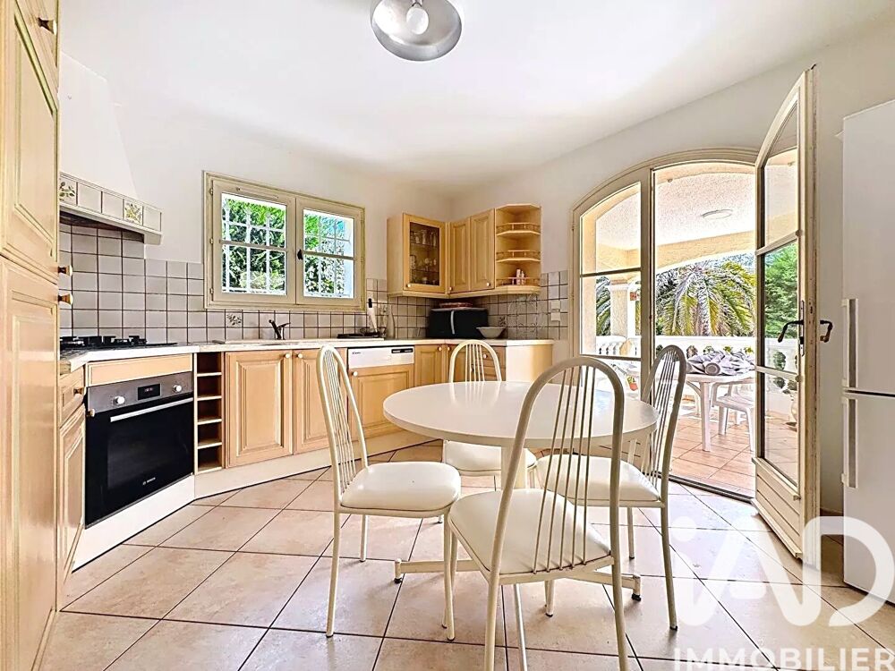 � vendre  Maison Saint-Rapha�l (83700)