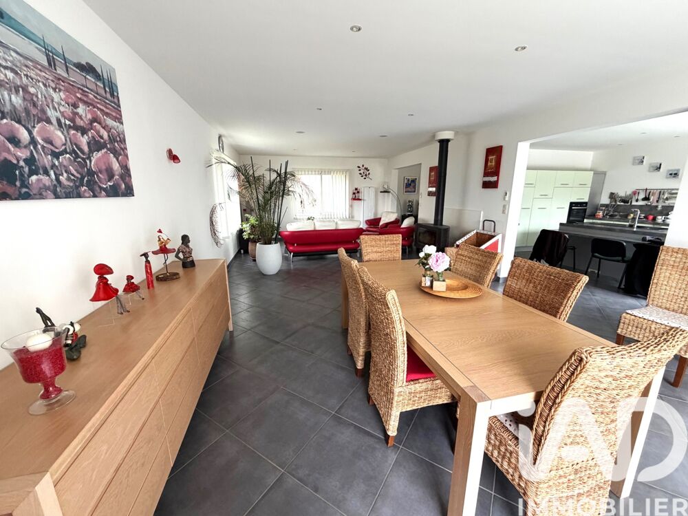 � vendre  Villa Allonnes (49650)