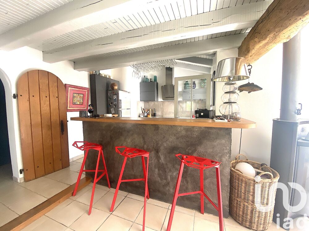 � vendre  Maison Loix (17111)