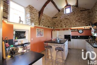  Maison  vendre 9 pices 372 m