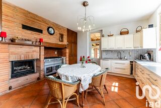  Maison  vendre 7 pices 330 m