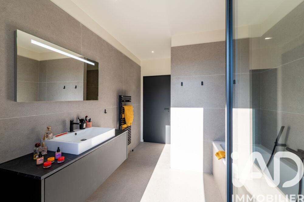 � vendre  Villa Tain-l'Hermitage (26600)