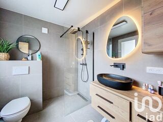  Maison  vendre 8 pices 211 m