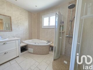  Maison � vendre 8 pi�ces 215 m�