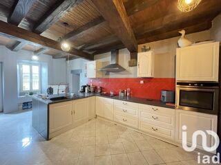  Maison  vendre 6 pices 201 m