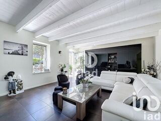  Maison  vendre 4 pices 179 m