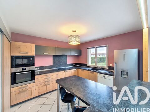   Vente Maison d'architecte 6 pi�ces Villa - 6 pi�ce(s) - 139 m�