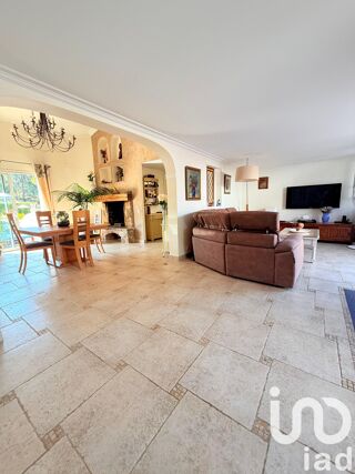  Maison � vendre 7 pi�ces 245 m�