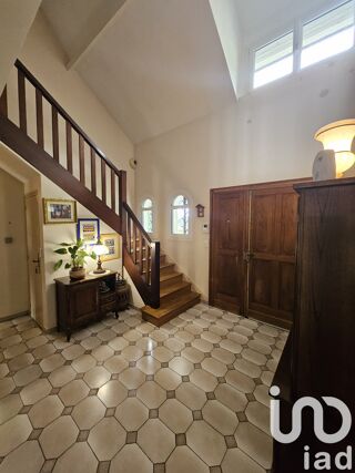  Maison  vendre 7 pices 230 m