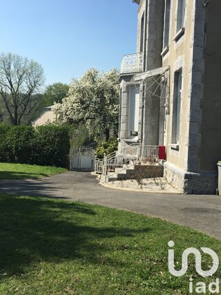  Maison  vendre 9 pices 208 m