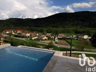  Maison � vendre 6 pi�ces 212 m�