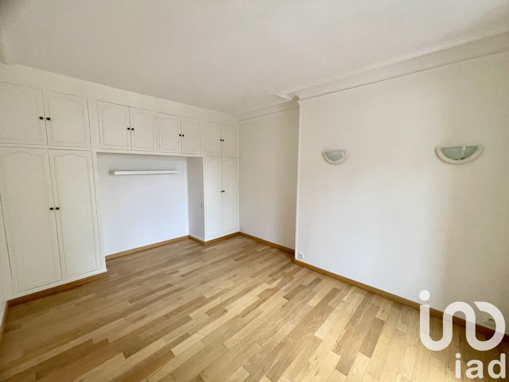   Paris 6