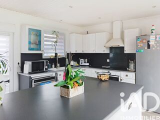  Maison � vendre 6 pi�ces 217 m�