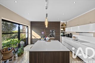  Villa � vendre 6 pi�ces 261 m�