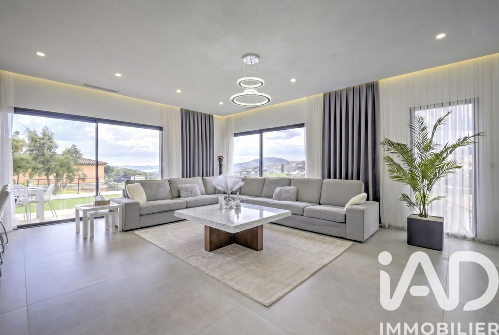 � vendre  Maison Sainte-Maxime (83120)