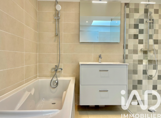  Appartement � vendre 4 pi�ces 220 m�