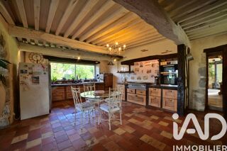  Maison � vendre 15 + pi�ces 706 m�