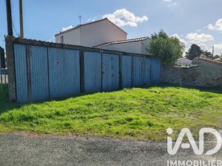  Parking / Garage � vendre 121 m�