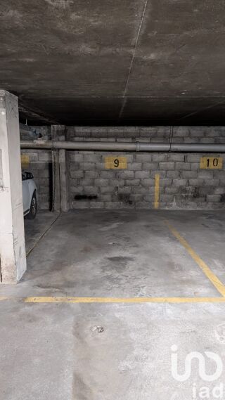  Parking / Garage � vendre 12 m�