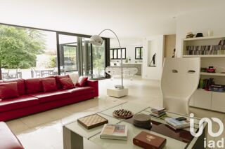  Villa � vendre 8 pi�ces 330 m�