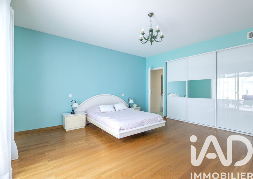 � vendre  Maison Magny-le-Hongre (77700)