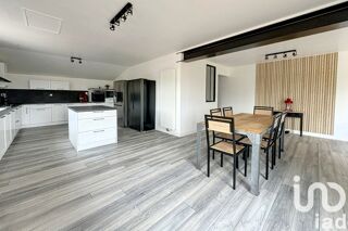  Maison � vendre 7 pi�ces 240 m�