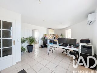  Immeuble � vendre 79 m�