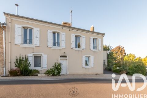   Vente Maison de village 7 pi�ces Maison - 7 pi�ce(s) - 208 m�