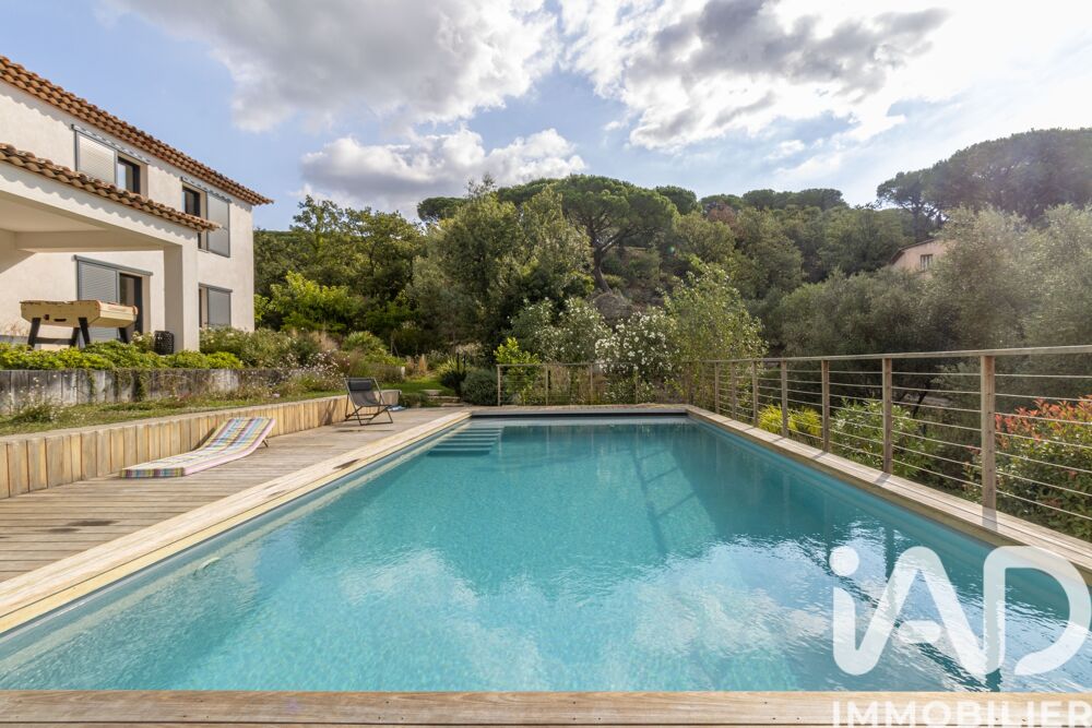 � vendre  Villa Grimaud (83310)