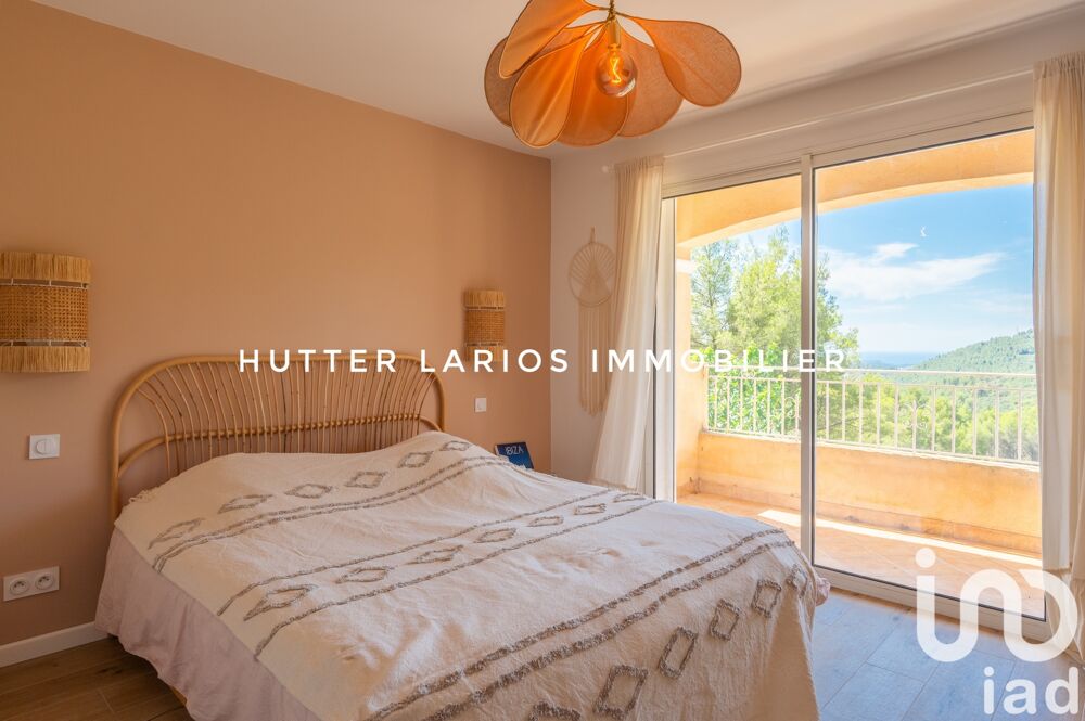 � vendre  Maison Solli�s-Ville (83210)