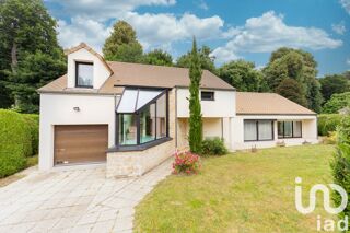  Villa  vendre 8 pices 215 m