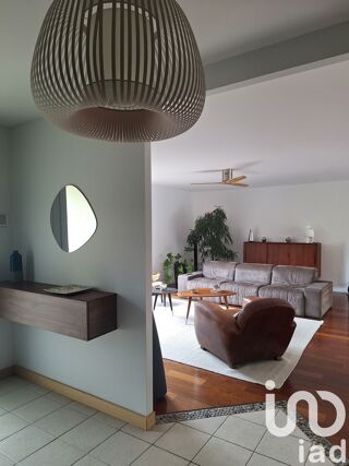  Maison � vendre 8 pi�ces 250 m�