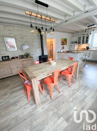  Maison � vendre 8 pi�ces 219 m�