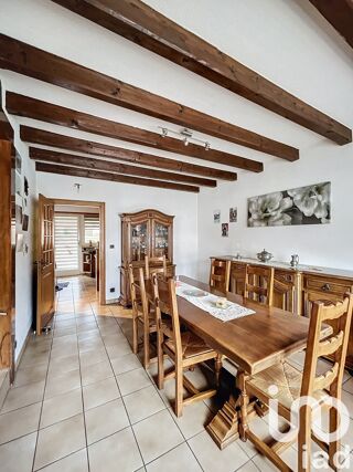  Maison � vendre 9 pi�ces 220 m�