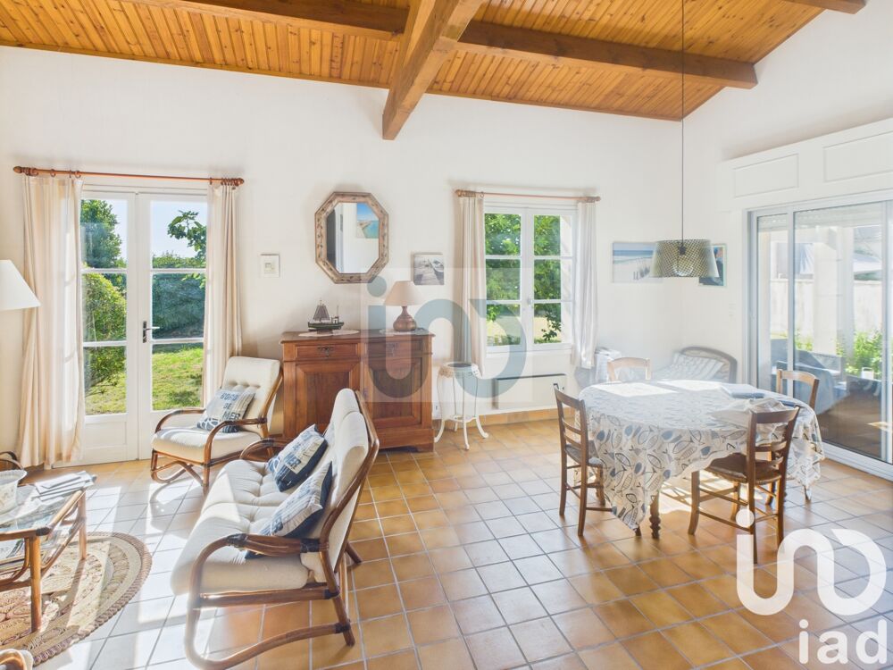  vendre  Maison Sainte-Marie-de-R (17740)