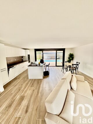  Maison � vendre 4 pi�ces 145 m�