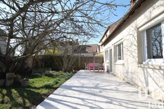 Maison  vendre 7 pices 215 m