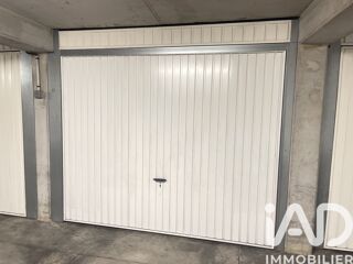  Parking / Garage  vendre 16 m