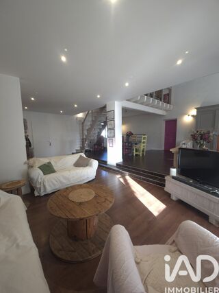  Maison � vendre 5 pi�ces 230 m�