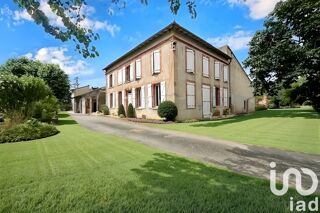  Maison  vendre 10 pices 280 m