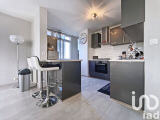  Appartement � vendre 4 pi�ces 74 m�