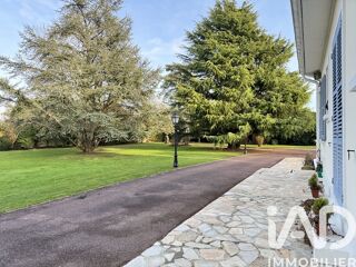  Maison � vendre 10 pi�ces 400 m�