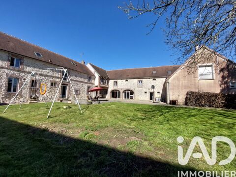   Vente G�te 12 pi�ces Maison - 12 pi�ce(s) - 387 m�